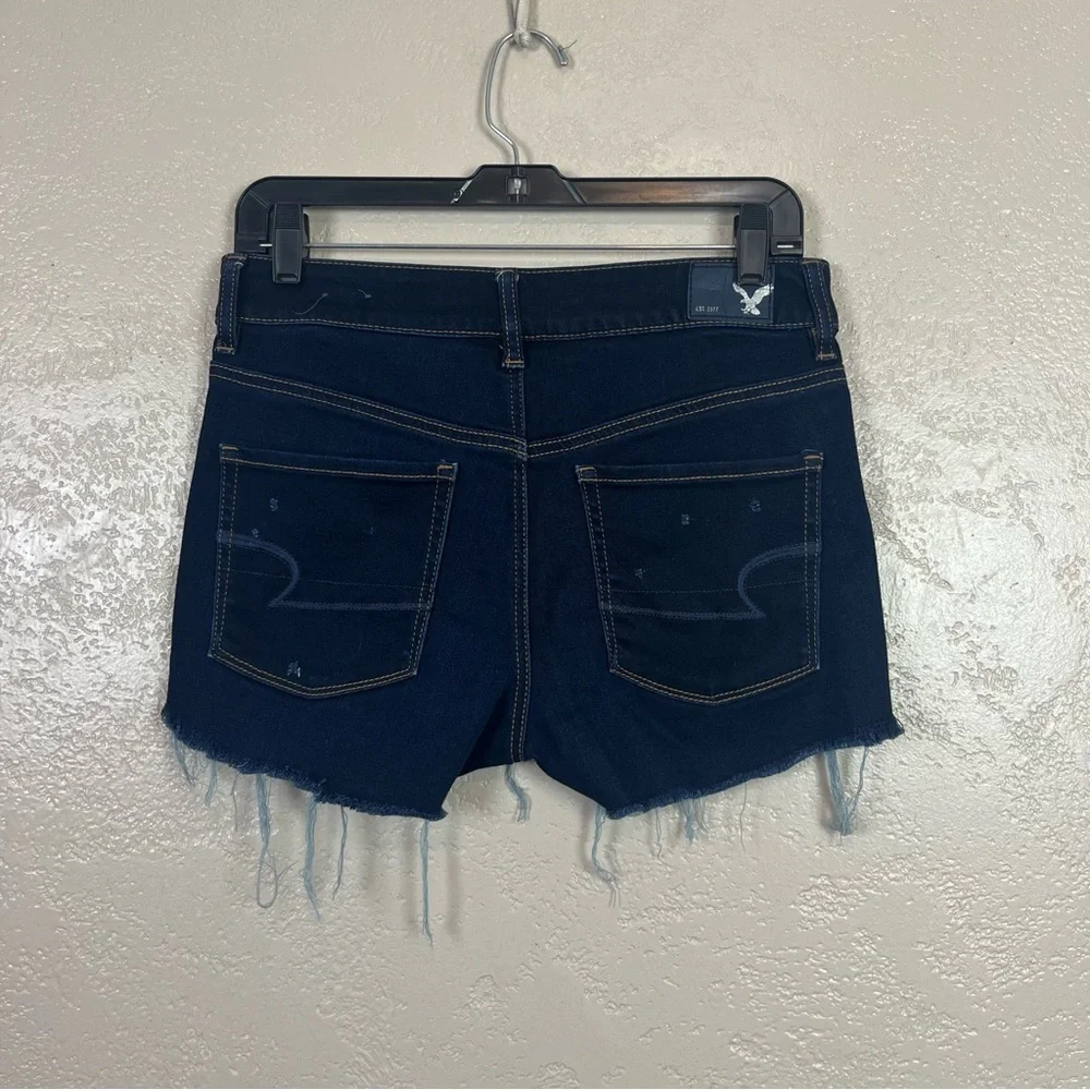 American Eagle Shorts Women's Sz. 8 Hi-Rise Shortie Super‎ Stretch Raw Hem Blue